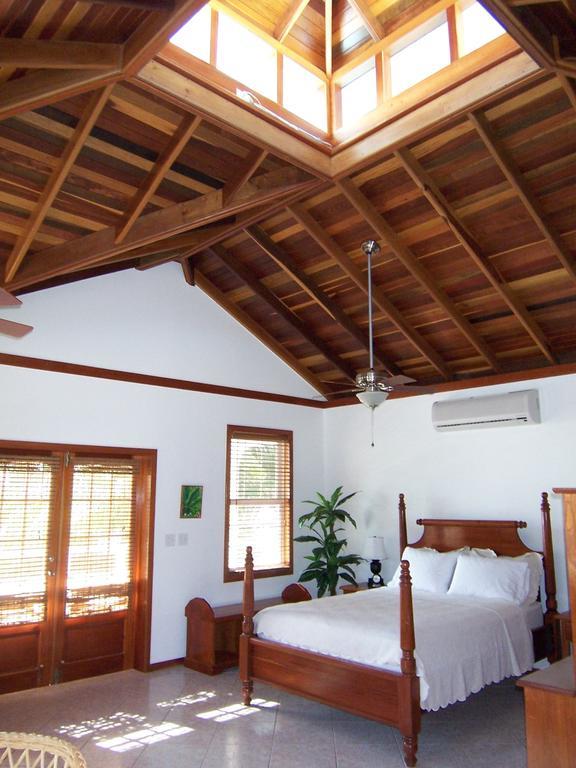 Cocotal Inn And Cabanas ซานเปโดร ภายนอก รูปภาพ